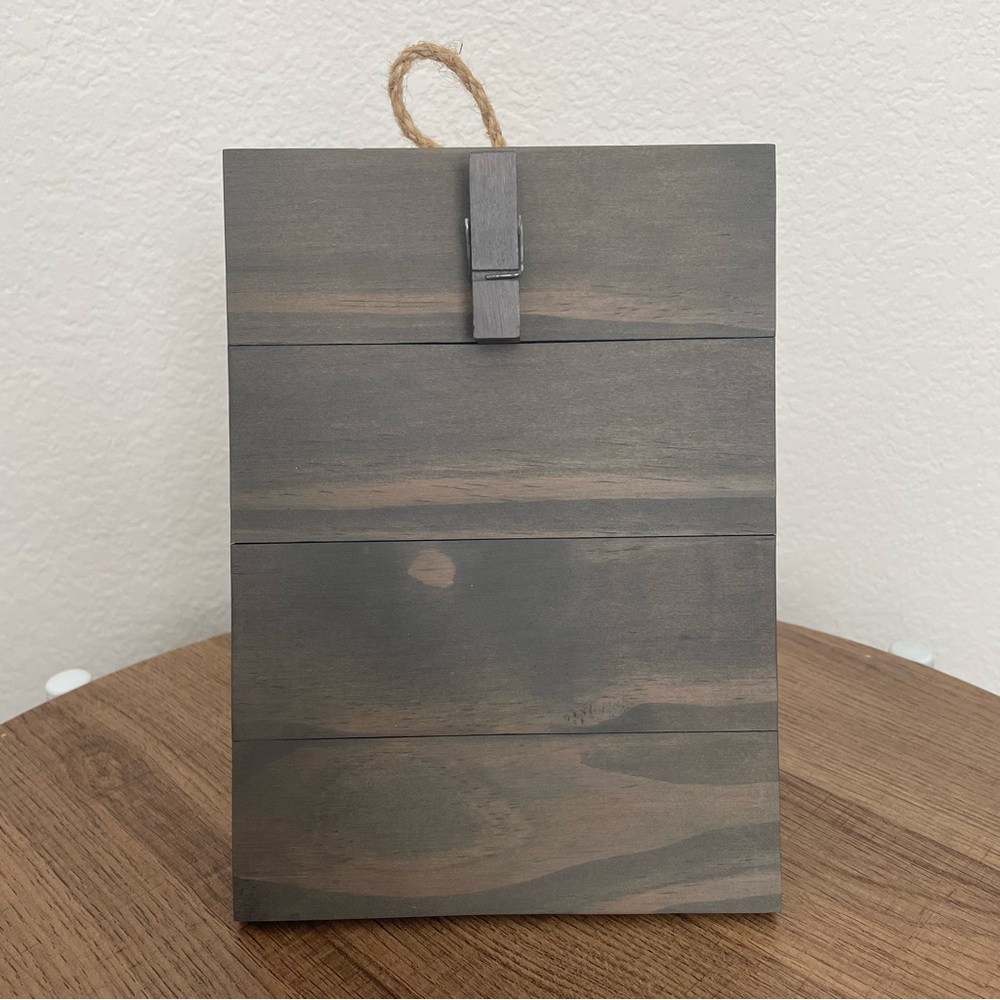 Wooden Single Clothespin Picture Display